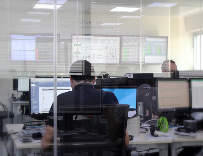 CENTRO-DE-CONTROL-DE-REDES-PARA-GRUPOS-DE-DISTRIBUIDORAS-Y-MICROGRIDS